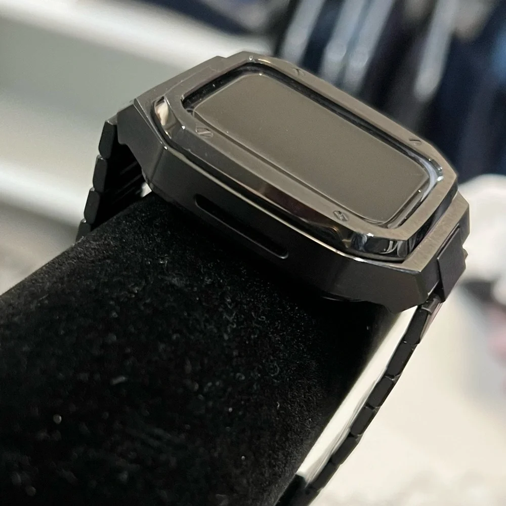 Apple Watch Series 6 44mm Black Stainless Steel Case (DOES NOT INCLUDE WATCH)